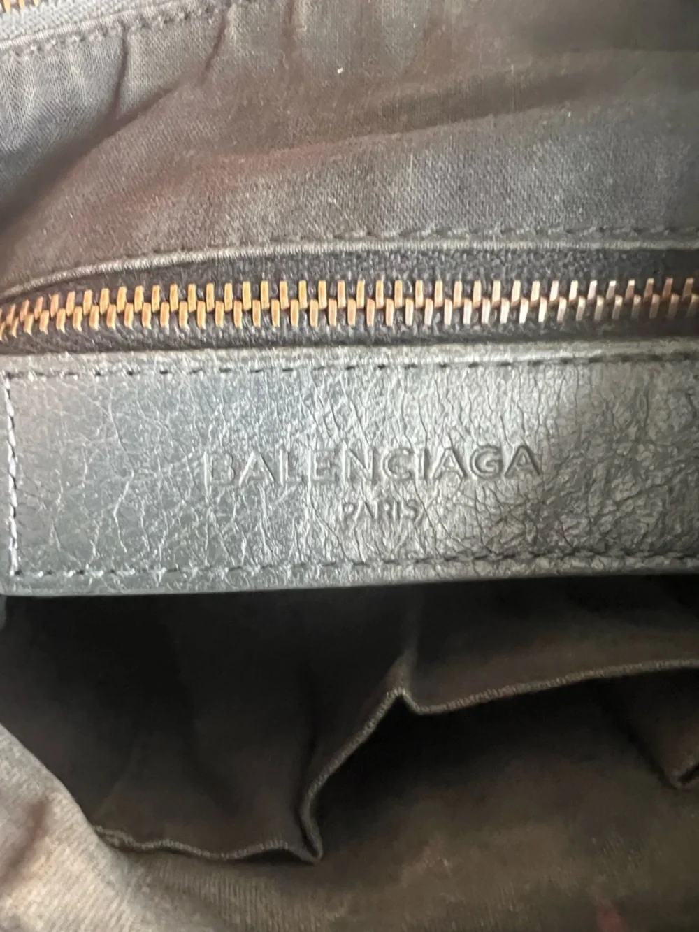 Balenciaga Motocross Agneau Classic Flat Crossbody Bag - Picture 7 of 15